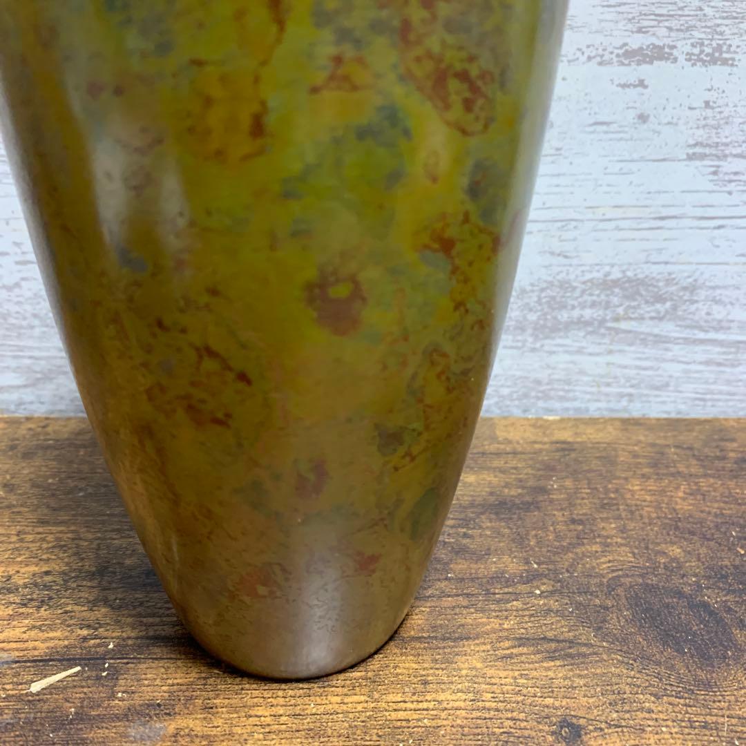 Hasegawa Yoshihisa Bronze Flower Vase with Signed Wooden Box, Nitten Sculptor