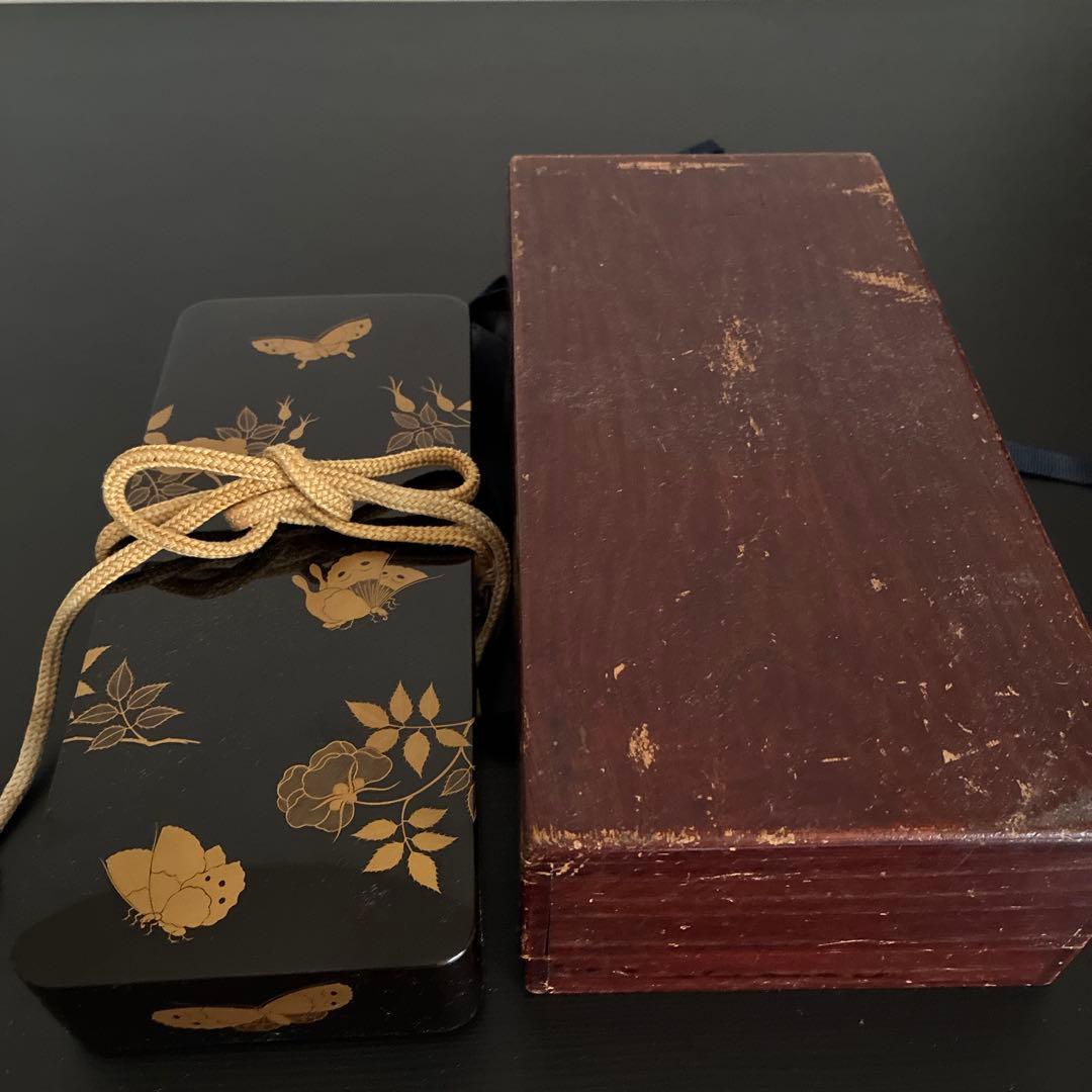 Antique Maki-e Lacquer Document Box Black Urushi Butterfly Peony Floral