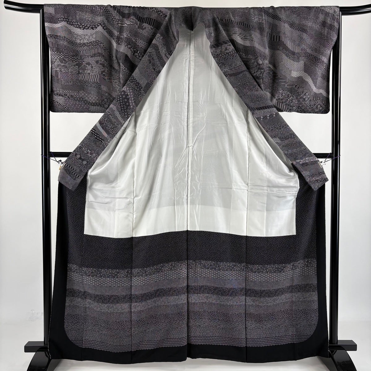 Homongi Kimono by Someya Umeji, Silk Awase with Grasses and Bamboo Motif, Size M
