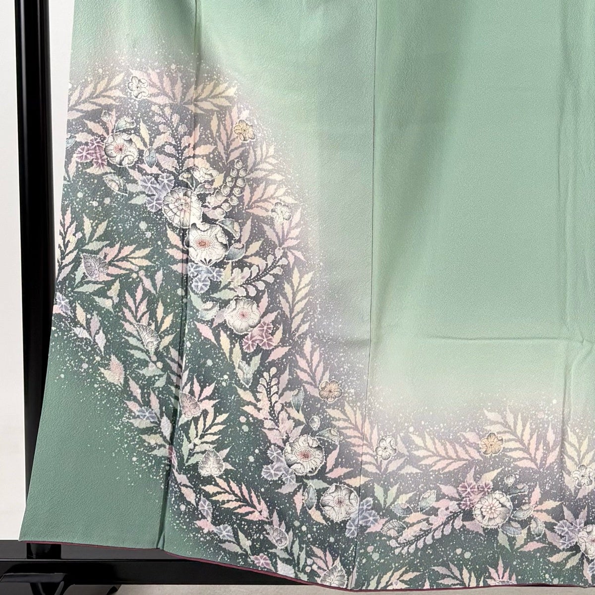 Suizan Kobo Tsukesage Kimono Silk Awase Tsujigahana Bokashi Pale Green M