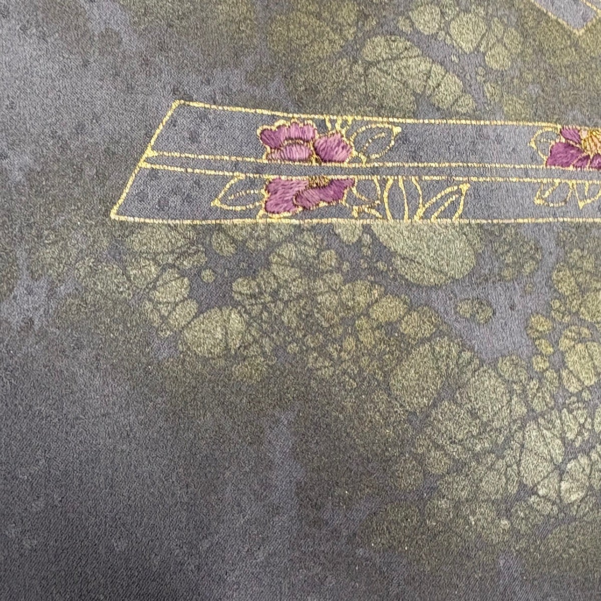 Homongi Silk Kimono Tyrian Purple with Fan Floral Embroidery Gold Leaf, One Crest, Size M
