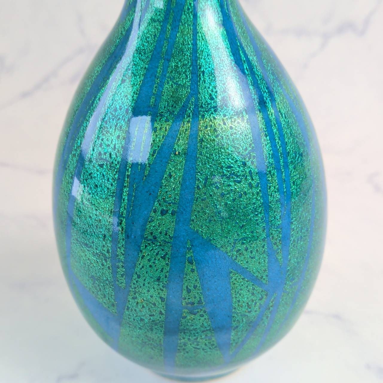Ono Hakuko Green Yuri-kinsai Porcelain Vase, Height 24 cm
