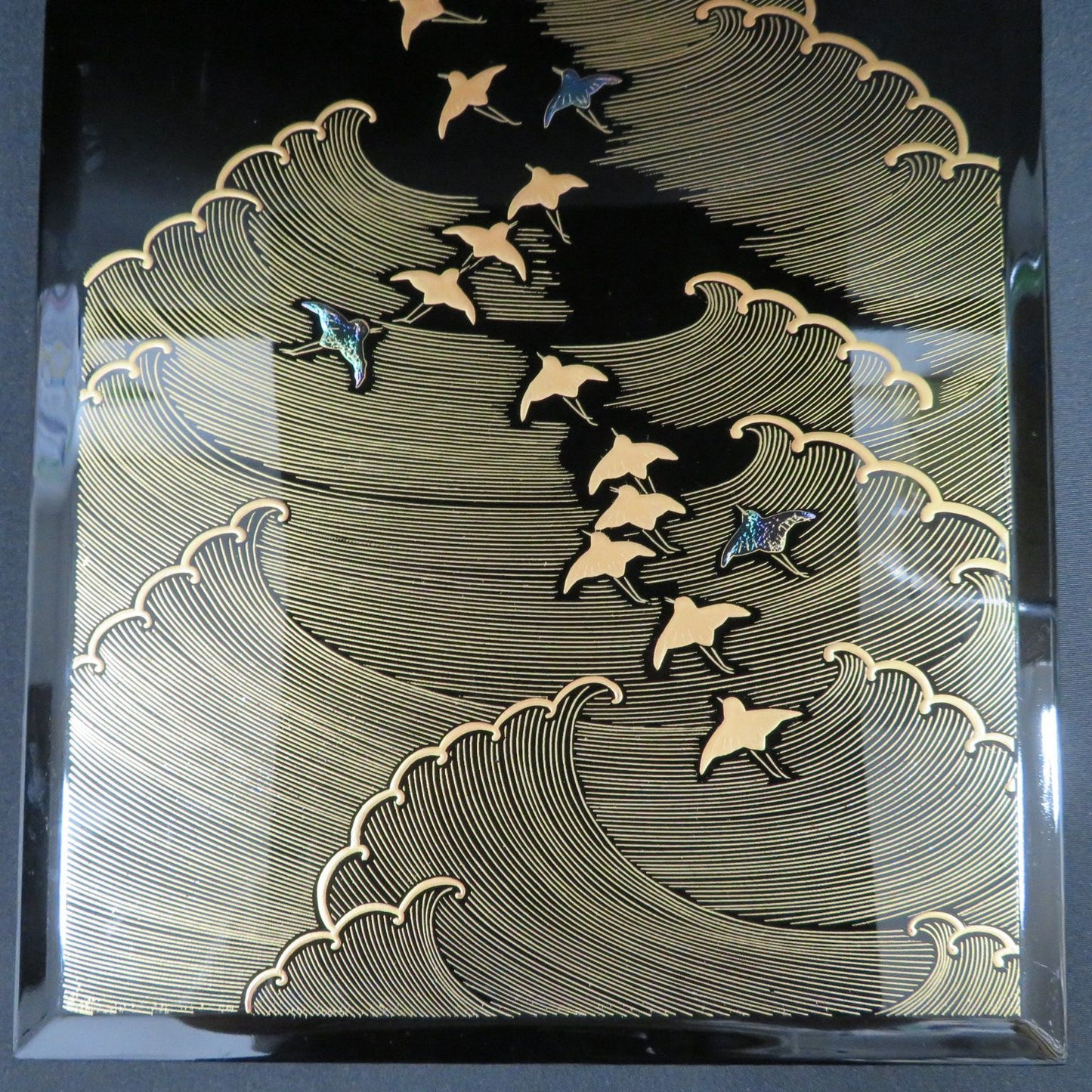 Japanese Lacquerware Tray with Real Gold Maki-e Plovers over Waves Design