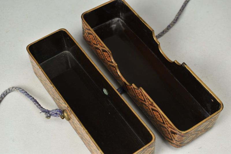 Antique Japanese Maki-e Lacquer Letter Box with Chrysanthemum Design (Fumibako)