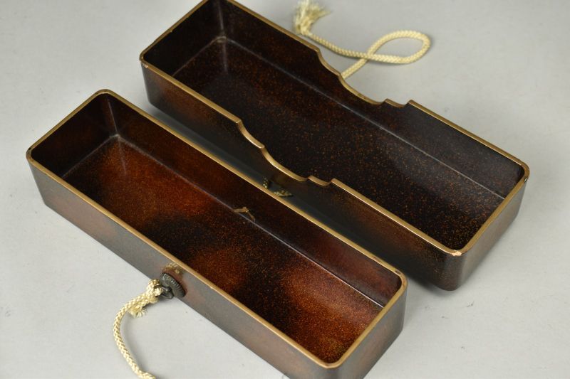 Antont Antique Maki-e Lacquer Letter Box with Cranes and Nashiji Ground