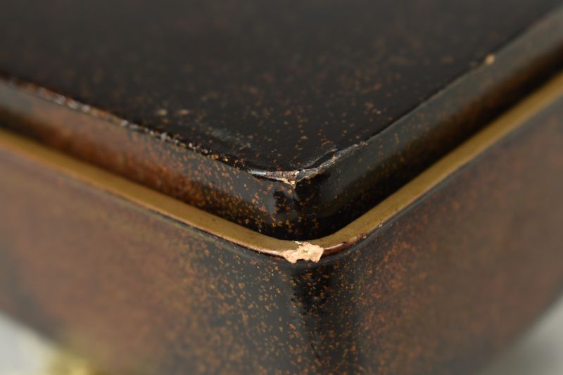 Antont Antique Maki-e Lacquer Letter Box with Cranes and Nashiji Ground