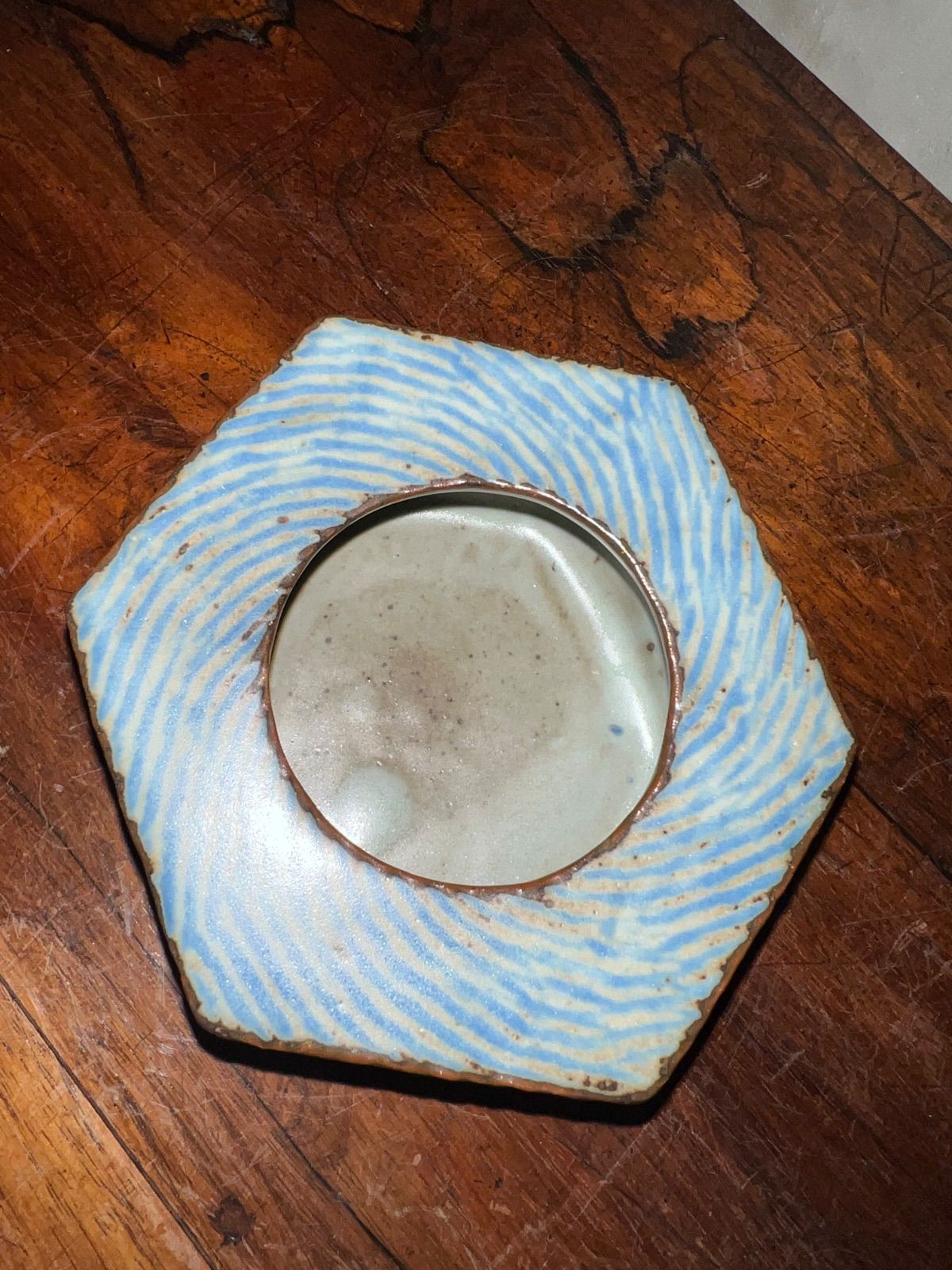Tatsuzo Shimaoka Living National Treasure Zogan Akae Floral Hexagonal Vessel Ashtray