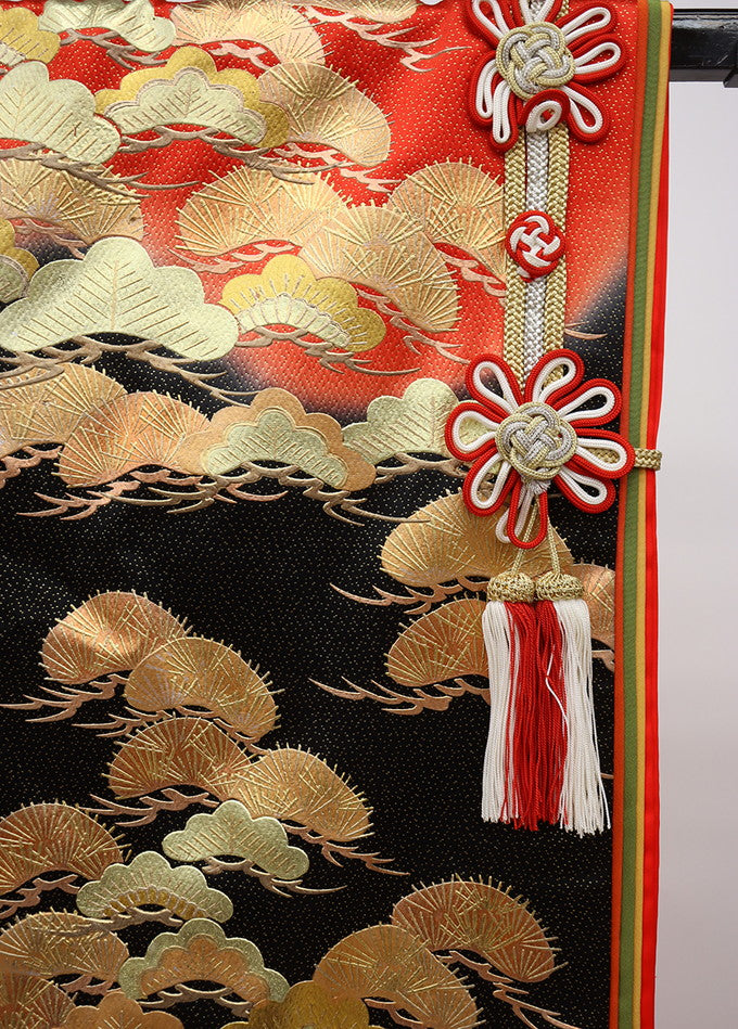 Iro-Uchikake Wedding Kimono Silk Red Black Pine Crane Junihitoe Style