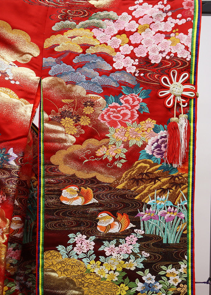 Iro-Uchikake Wedding Kimono Silk Red Black Four Seasons Floral Yae-gasane