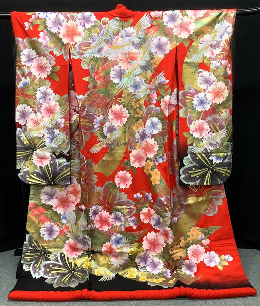 Uchikake Silk Yuzen Wedding Kimono Red Chirimen Gold-Leaf Noshime Cranes