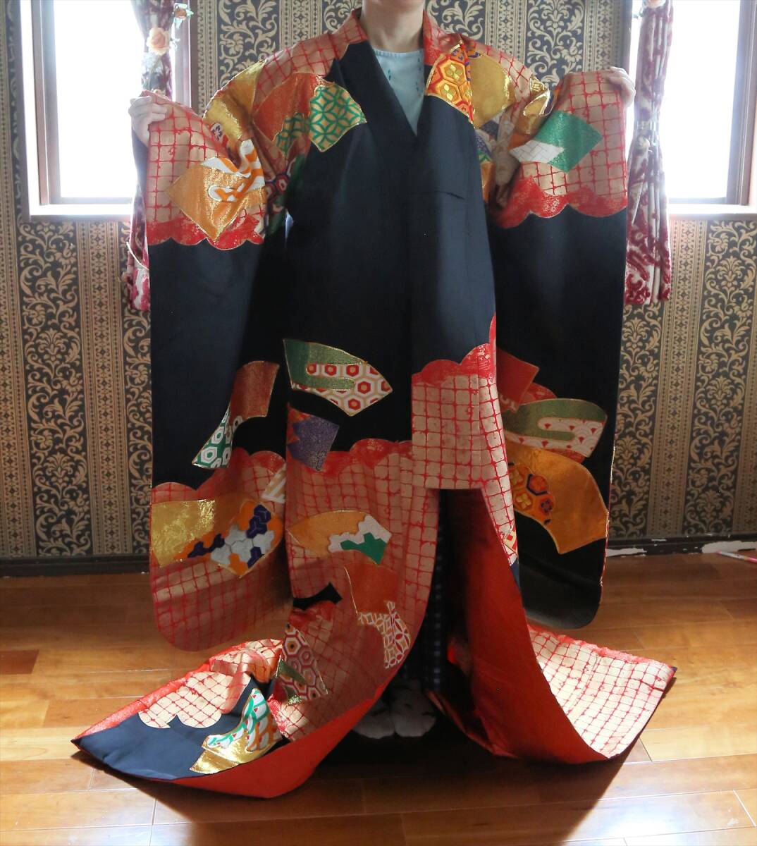 Antique Iro-uchikake Silk Wedding Kimono, Black Bokashi-dyed Auspicious Motifs