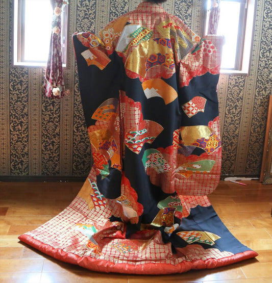 Antique Iro-uchikake Silk Wedding Kimono, Black Bokashi-dyed Auspicious Motifs