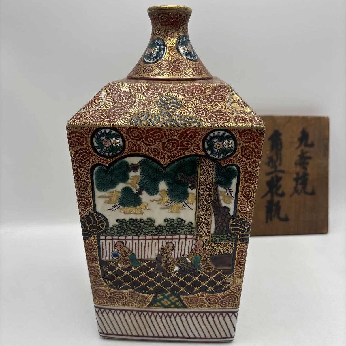 Kutani-yaki Shozo Square Vase, Iroe Enamel Kaki Flower Vessel, Japanese Pottery