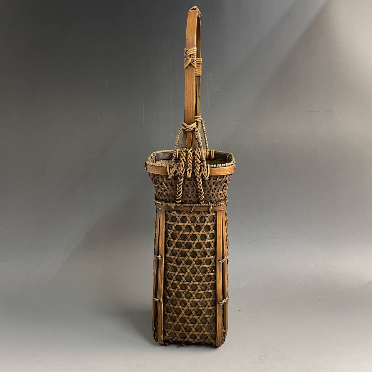 Japanese Bamboo Ikebana Flower Basket Hanakago Woven Vase with Handle 40 cm