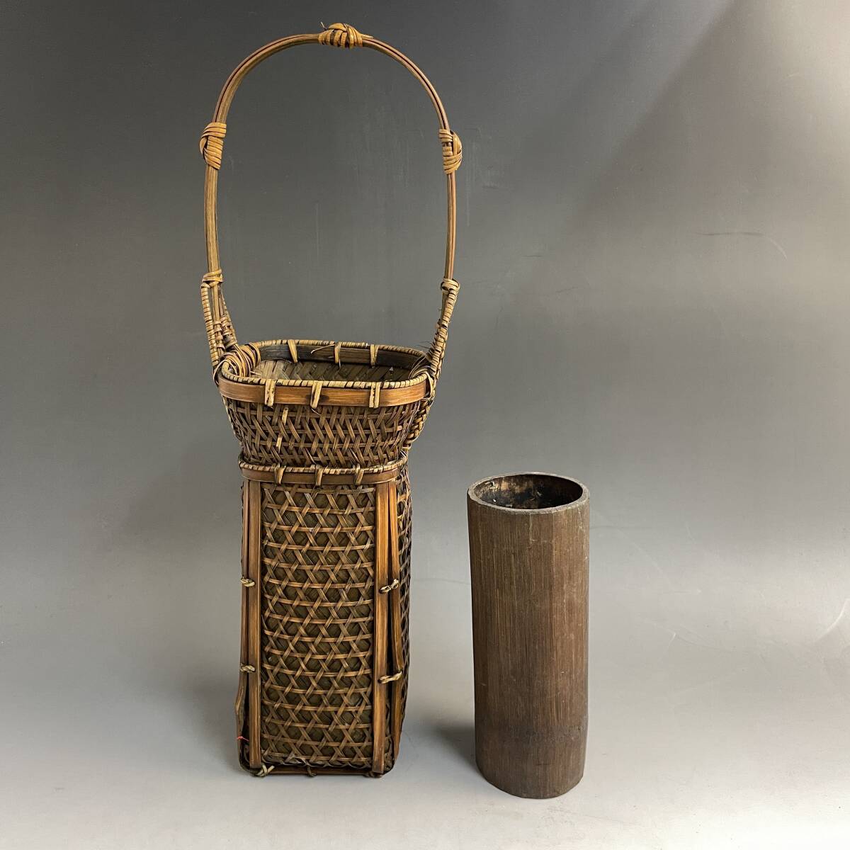 Japanese Bamboo Ikebana Flower Basket Hanakago Woven Vase with Handle 40 cm