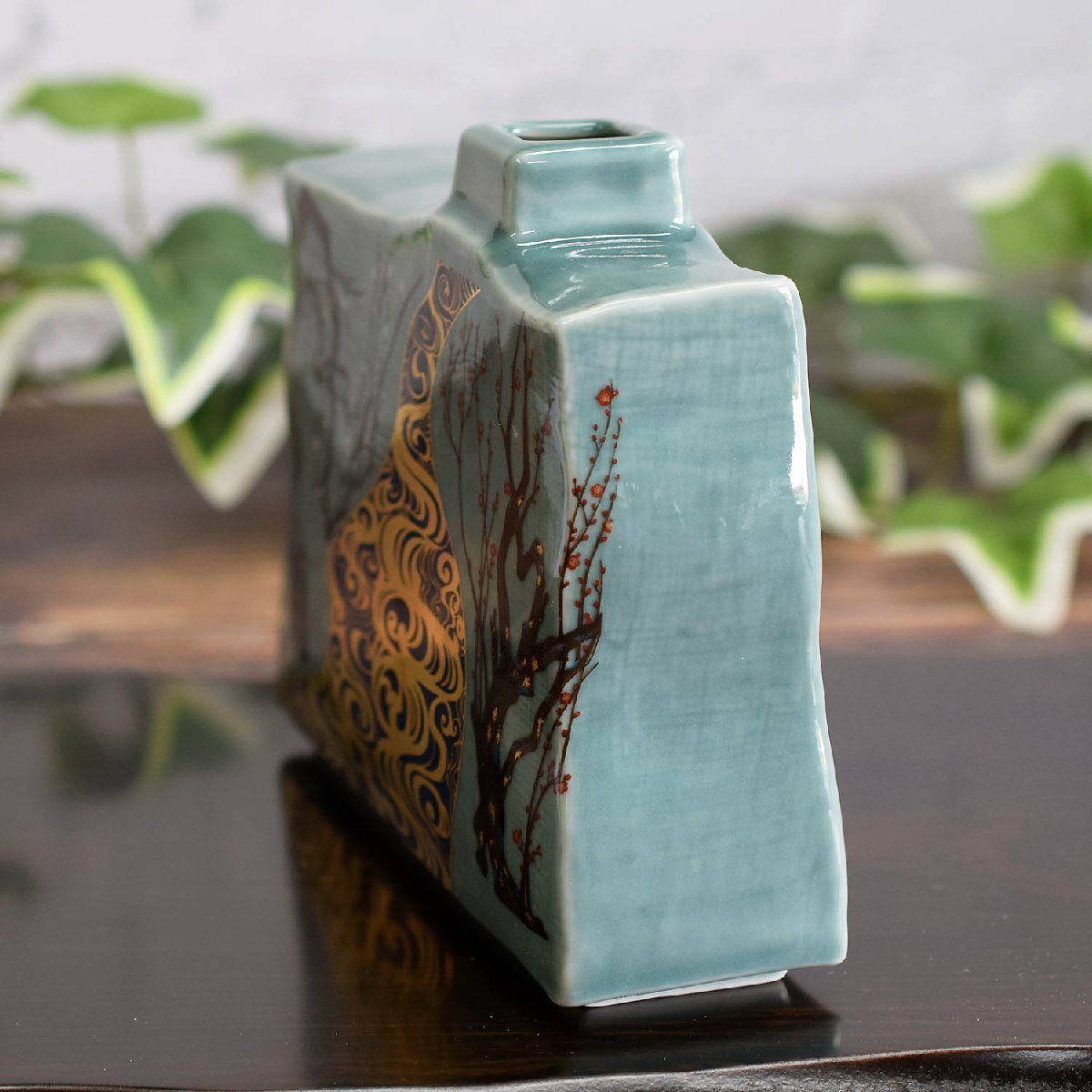 Kutani-yaki Ceramic Bud Vase, Korin Plum Design, Shozan Kiln, Made in Japan