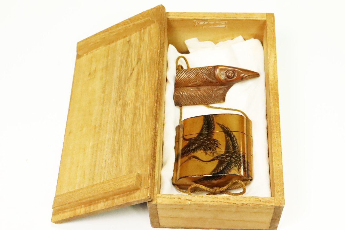 Edo Period Inro Three-Case Gold Maki-e Togidashi Crane Design with Wooden Fish Netsuke