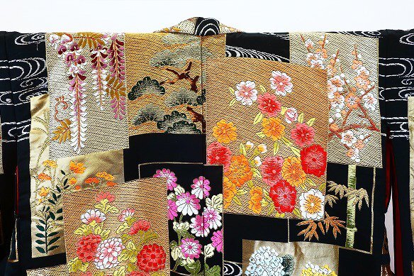 Iro-Uchikake Silk Wedding Kimono Black Auspicious Floral Gold Thread Length 198 cm