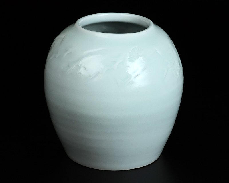 Shimizu Uichi Horaiji Impressed Thistle Jar, Living National Treasure, Signed Box