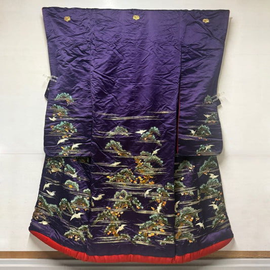 Antique Silk Uchikake Wedding Kimono Red Chirimen Embroidered Meiji-Taisho