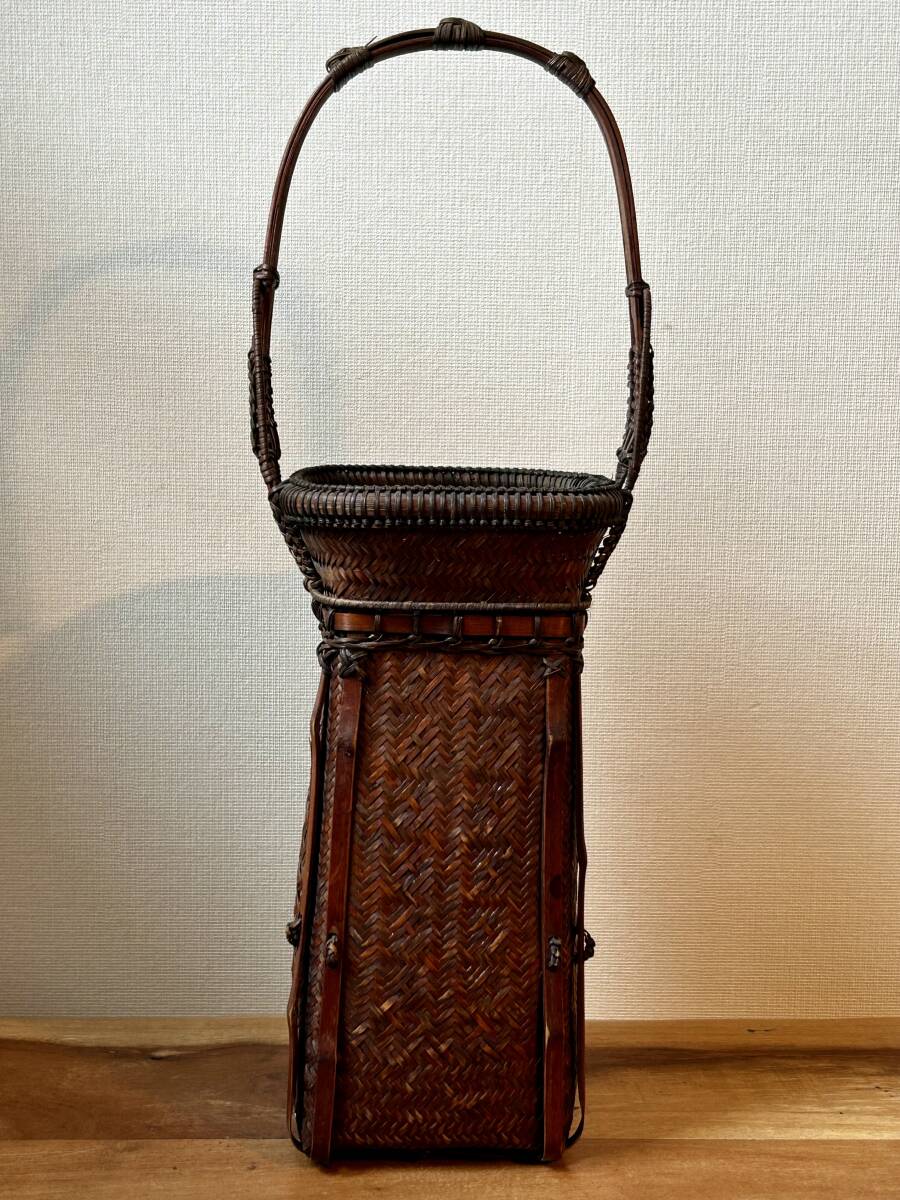 Antique Japanese Bamboo Flower Basket Hanakago with Handle, Height 38.5 cm