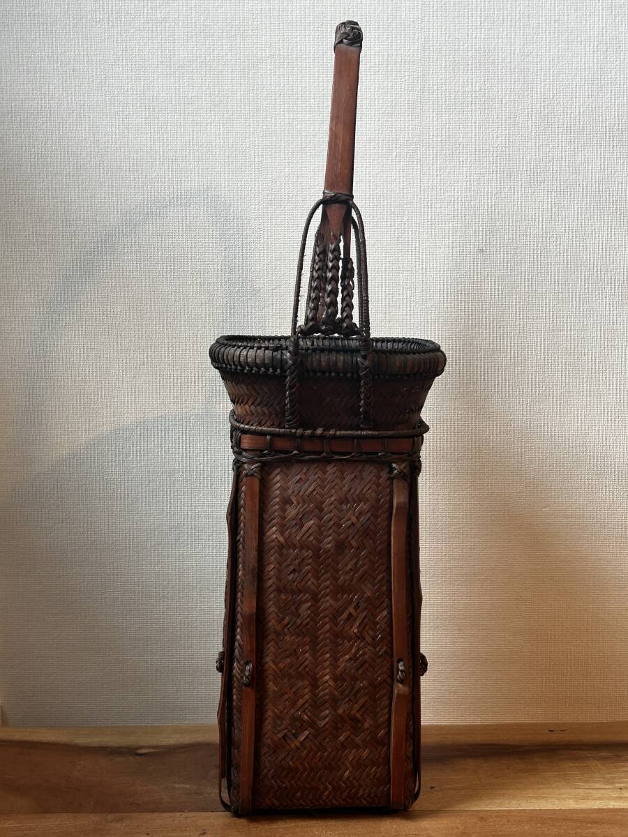 Antique Japanese Bamboo Flower Basket Hanakago with Handle, Height 38.5 cm