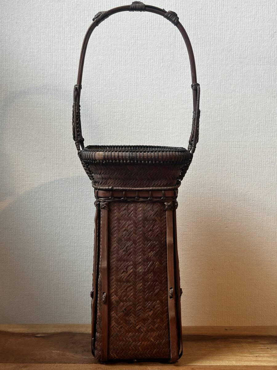 Antique Japanese Bamboo Flower Basket Hanakago with Handle, Height 38.5 cm