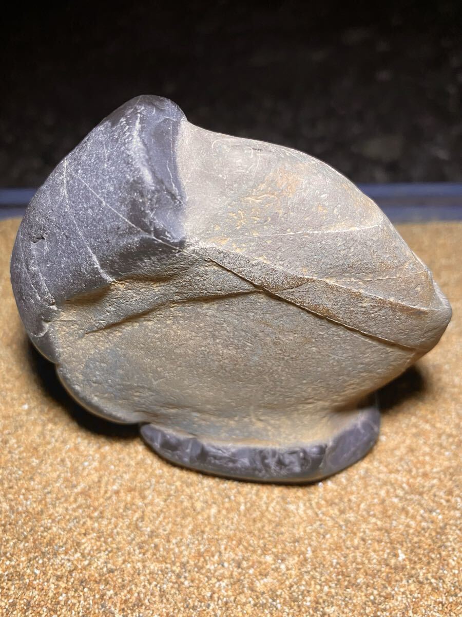 Abekawa-ishi Suiseki Viewing Stone Named Tasuki-gake Natural Pattern Stone