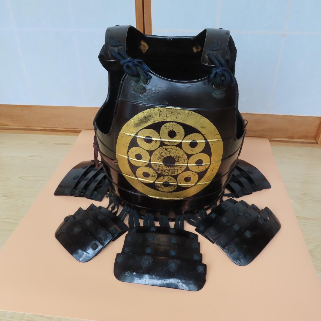 Sengoku Period Loaned Armor (Kashi Gusoku) with Janome Kuyo Crest, Samurai Do