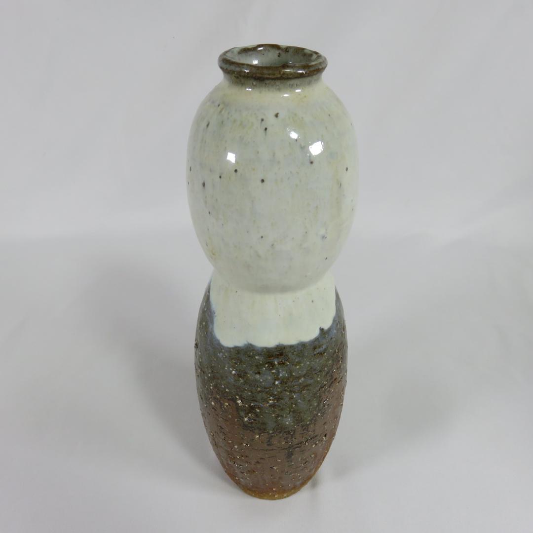 Notomi Choun Daikazan Kiln Hagi Ware Gourd Vase with Signed Wood Box