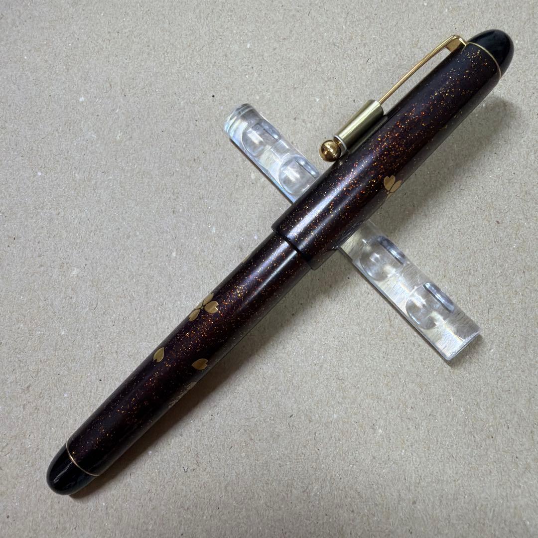 PILOT Namiki Togidashi Makie Fountain Pen Kokkokai Sakura Fubuki 14k M Nib