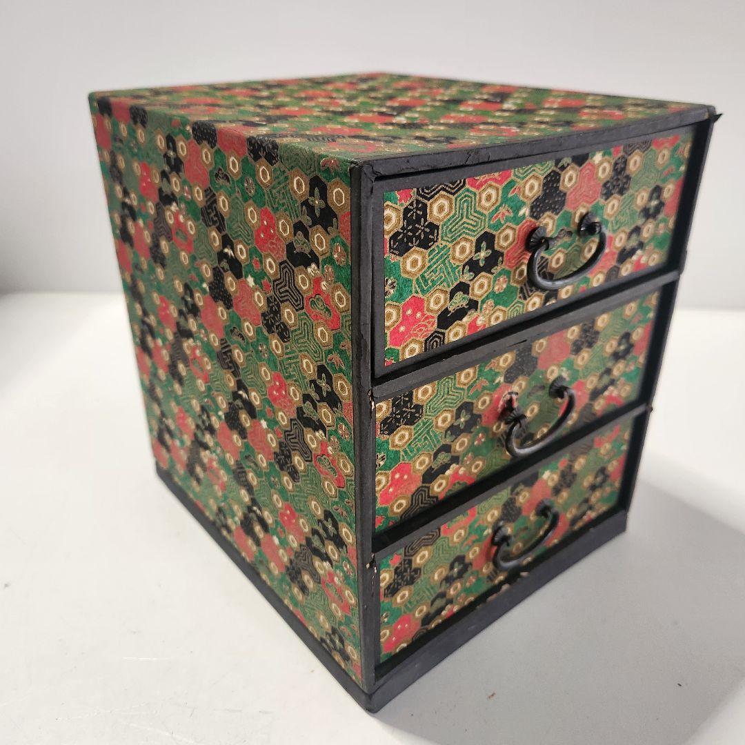 Showa Retro Chiyogami Small Wooden Chest of Drawers Three-Tier Storage Box