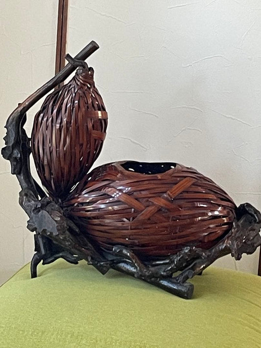 Japanese Bamboo Gourd-Shaped Flower Basket with Wooden Base and Water Insert 43 cm