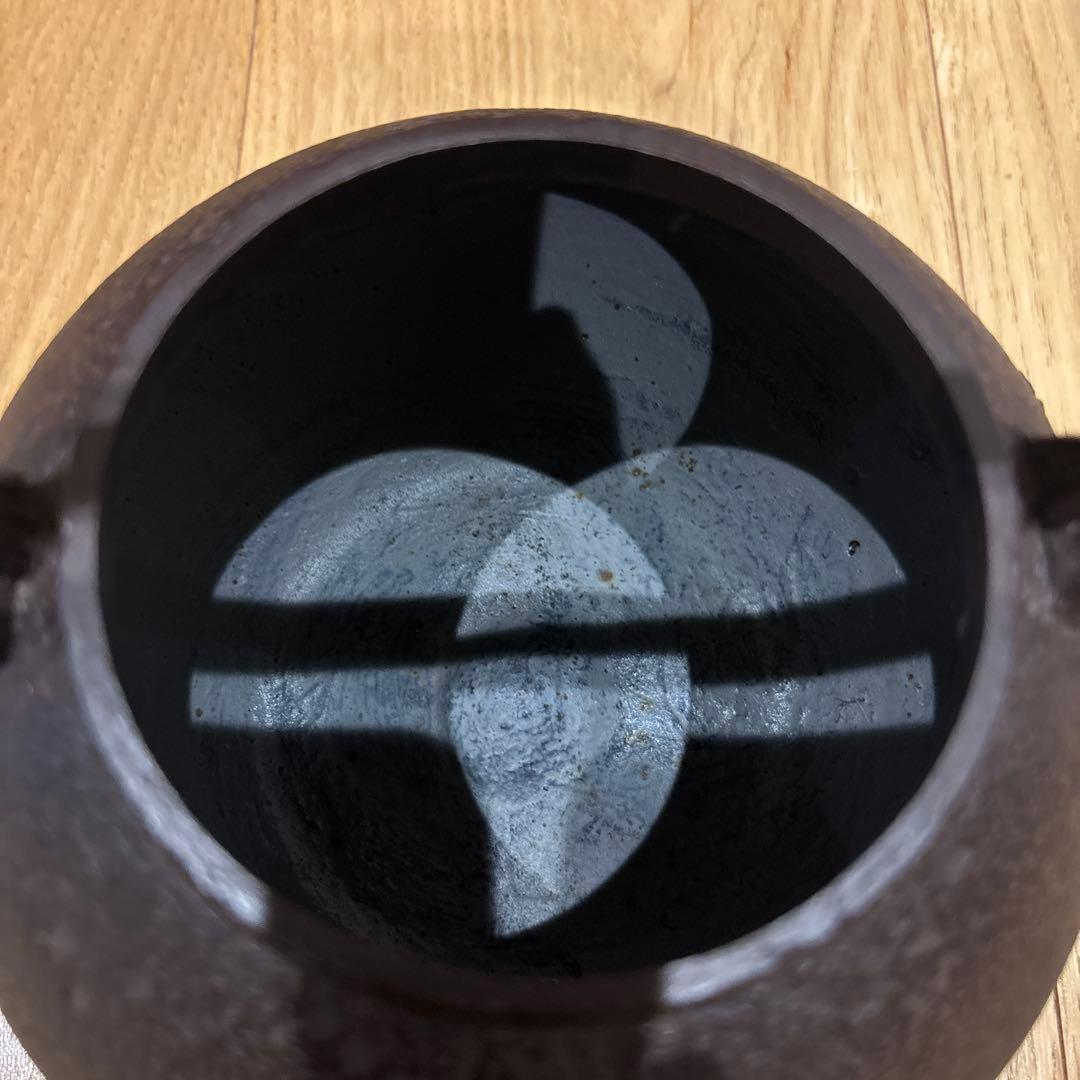 Josei Sato Nambu Tekki Tetsubin Kettle Cast Iron with Tomobako, Plum Finial
