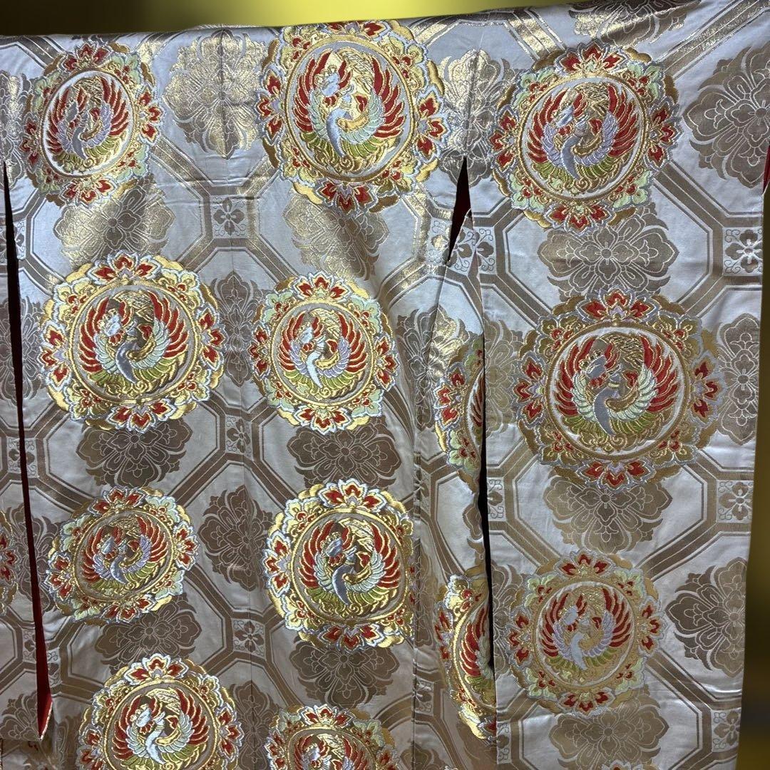 Uchikake Wedding Kimono Color Uchikake Nishijin-ori Silk White Gold Ground