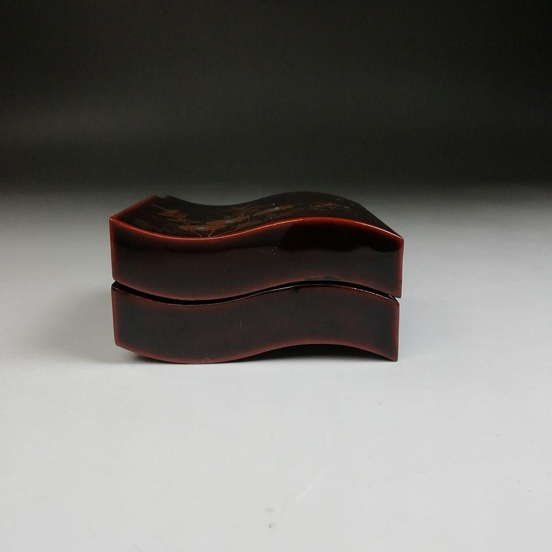 Shintani Shippo Kogo Incense Container Akino Maki-e Kawara-gata with Box
