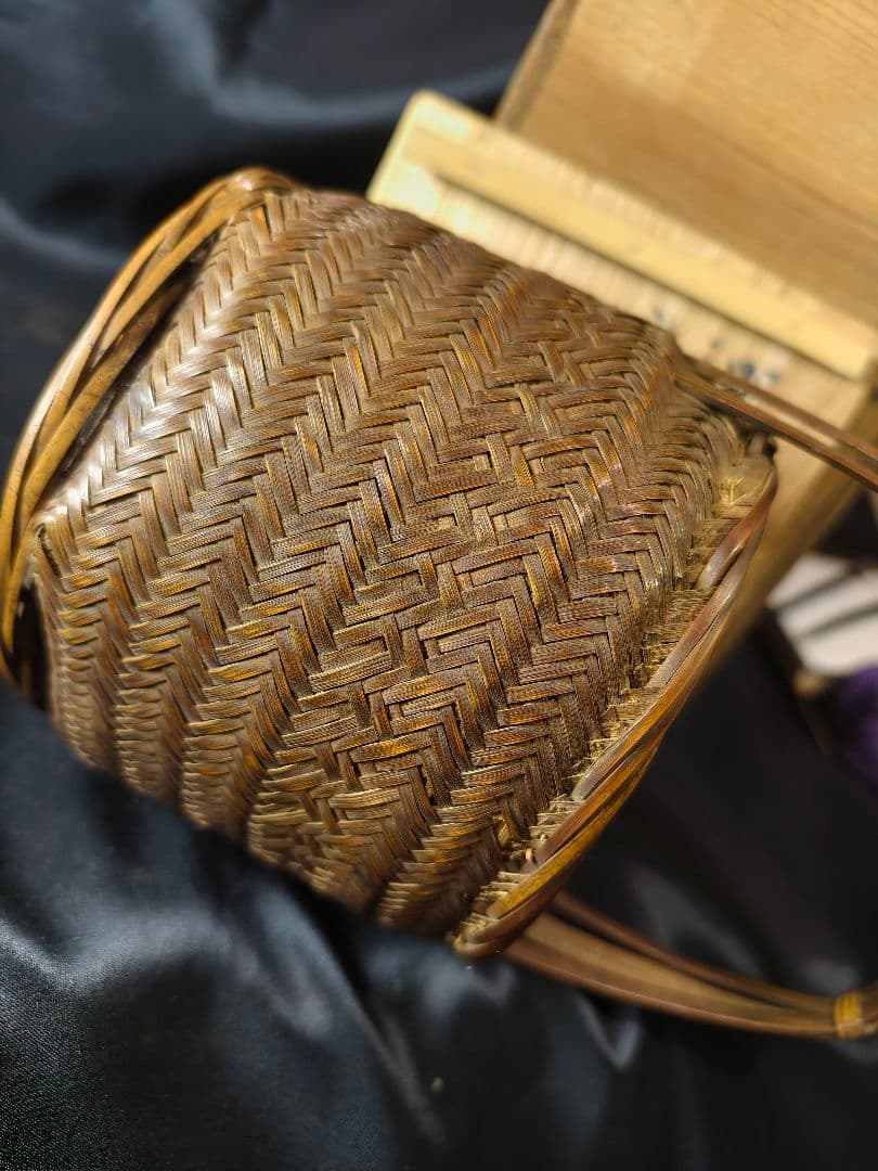 Hogetsuro Antique Chinese Bamboo Basket Karamono Vegetable Basket Meiji 8 (1875)