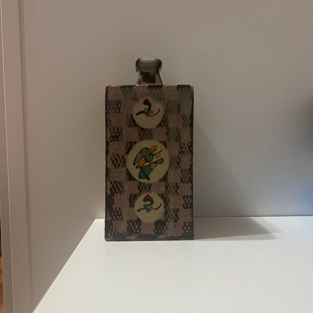 Tatsuzo Shimaoka Jomon Zogan Square Vase Mashiko Ware with Akae Floral Design