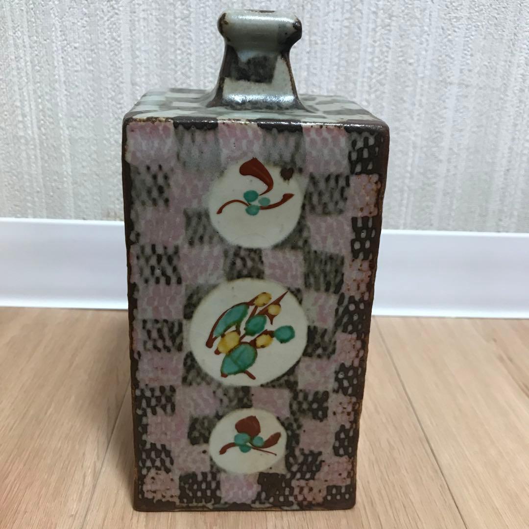 Tatsuzo Shimaoka Jomon Zogan Square Vase Mashiko Ware with Akae Floral Design