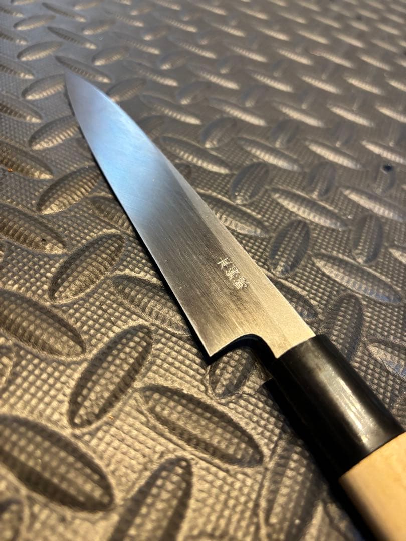 Sakai Fukukin Yanagiba Sashimi Knife Hand-Forged Tsuchime Finish 165mm Japanese