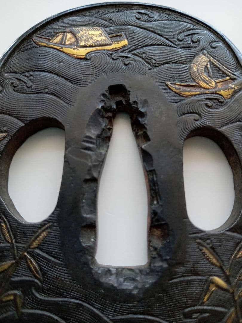 Ko-Kinko Tsuba Momoyama Period Mokko Sword Guard with NBTHK Certificate