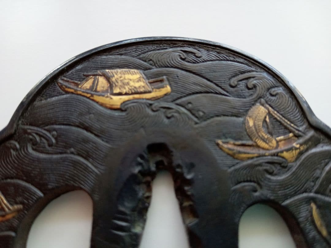 Ko-Kinko Tsuba Momoyama Period Mokko Sword Guard with NBTHK Certificate