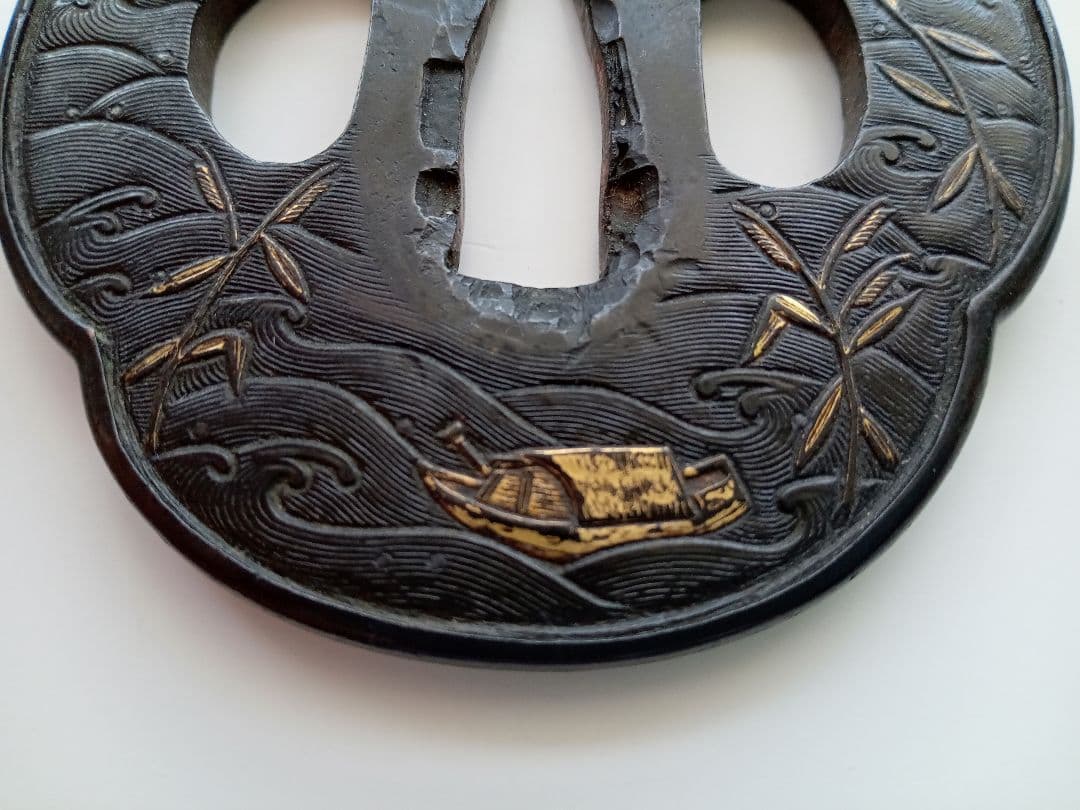 Ko-Kinko Tsuba Momoyama Period Mokko Sword Guard with NBTHK Certificate