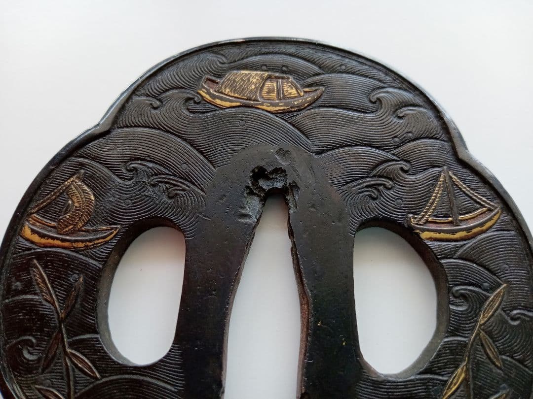 Ko-Kinko Tsuba Momoyama Period Mokko Sword Guard with NBTHK Certificate