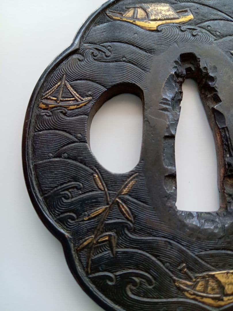 Ko-Kinko Tsuba Momoyama Period Mokko Sword Guard with NBTHK Certificate