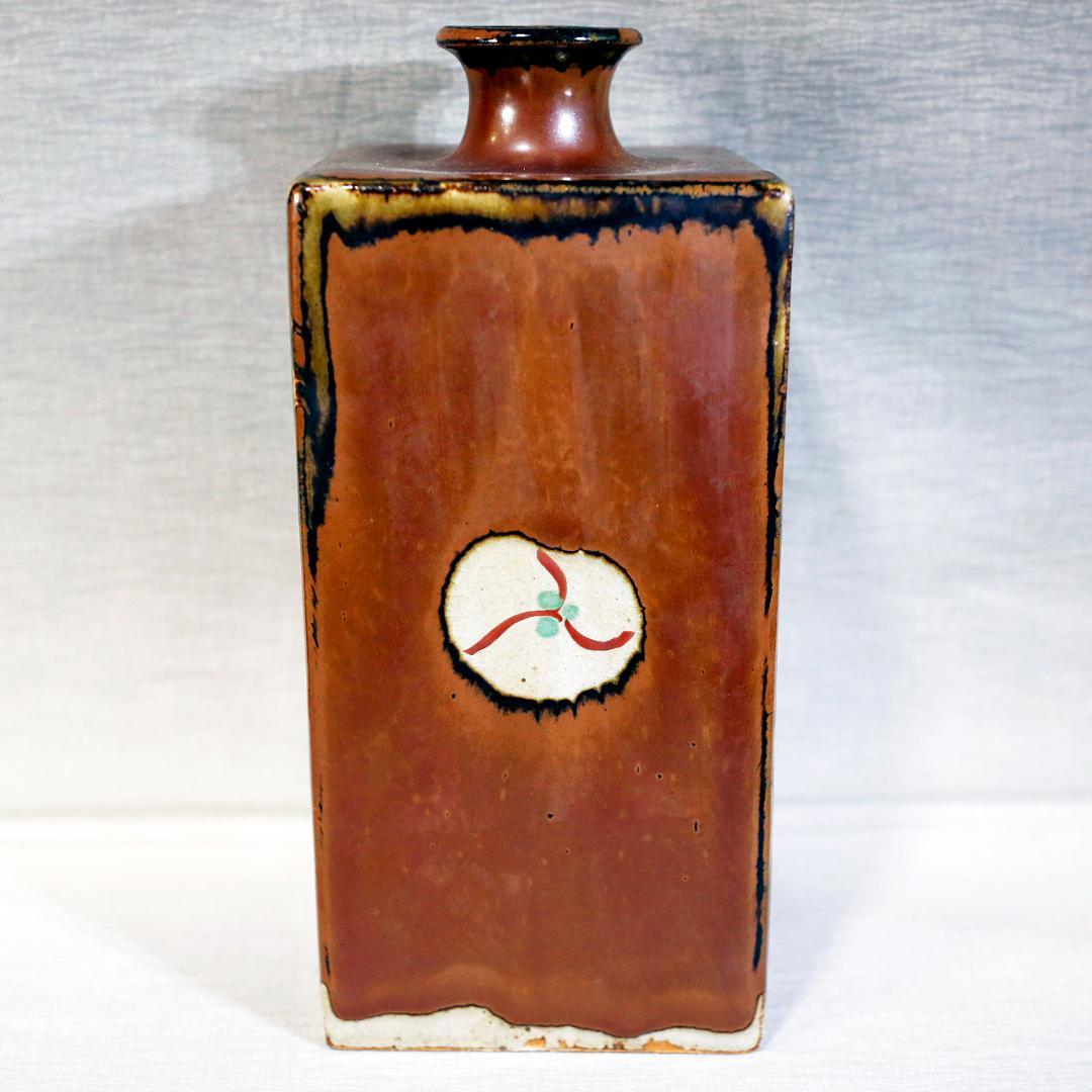 Tatsuzo Shimaoka Living National Treasure Akae Square Vase, Signed w/ Box