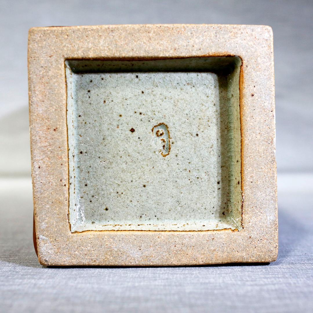 Tatsuzo Shimaoka Living National Treasure Akae Square Vase, Signed w/ Box