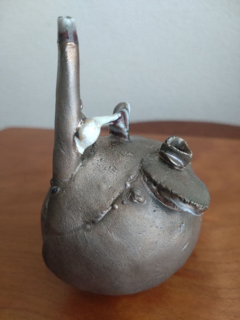 Kentaro Kawabata Silver-Glaze Avant-Garde Ceramic Objet, Hand-Built Porcelain with Glass