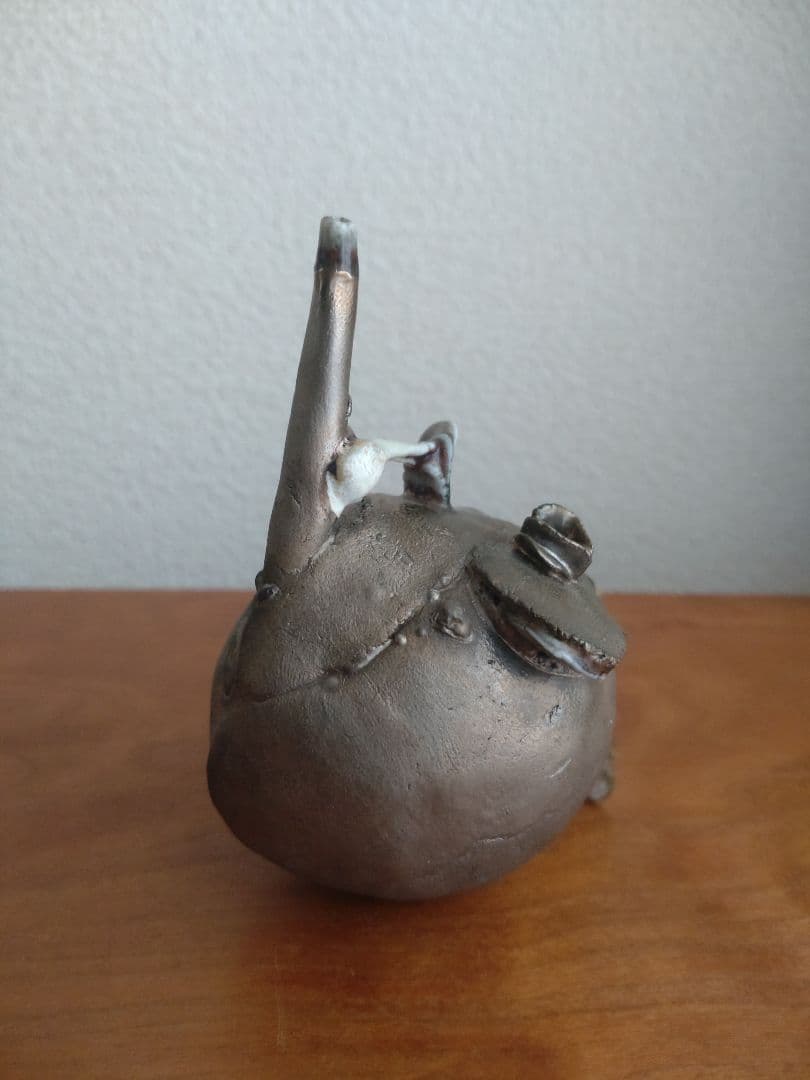 Kentaro Kawabata Silver-Glaze Avant-Garde Ceramic Objet, Hand-Built Porcelain with Glass