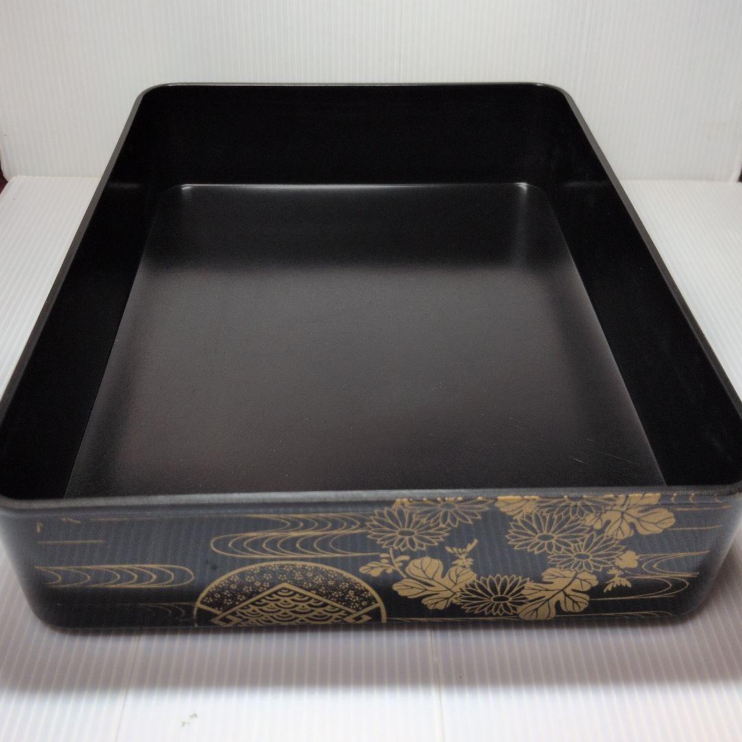 Japanese Lacquer Suzuribako Writing Box, Maki-e Chrysanthemum Pine Flowing Water